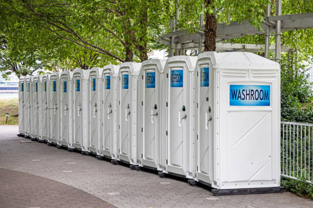Portable Toilet Options We Offer in Lincoln Park, CO